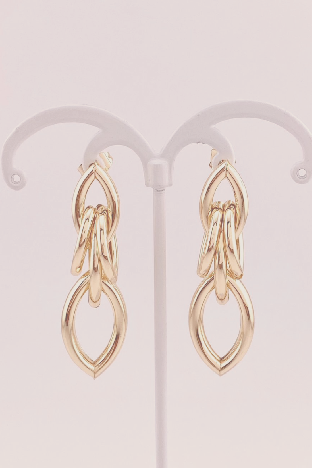 ARETES